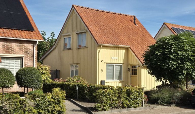 Geschenkwoning uit Noorwegen in Nieuwerkerk (foto © Jan van Helleman)